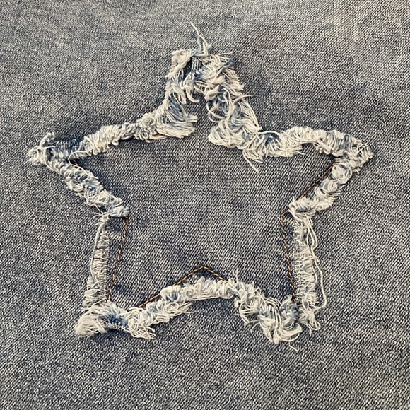 Blue Velvet Large 12/14 Ultra Wide Flare Leg Jeans Blue Star Patch Accents NWT - Picture 10 of 15